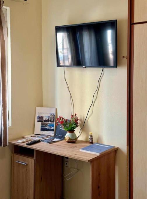 Appartement Πλάτανος Στούντιο Platanos Studio à Mytilíni Extérieur photo